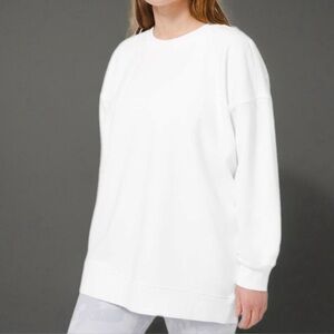 🕊️ Lululemon Perfectly Oversized Crew~Women’s Sz 4~White~Crew Neck Sweatshirt